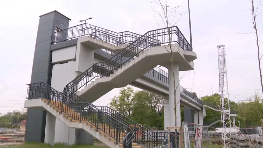 Kładka w Łodzi w ciągu ulicy Srebrzyńskiej